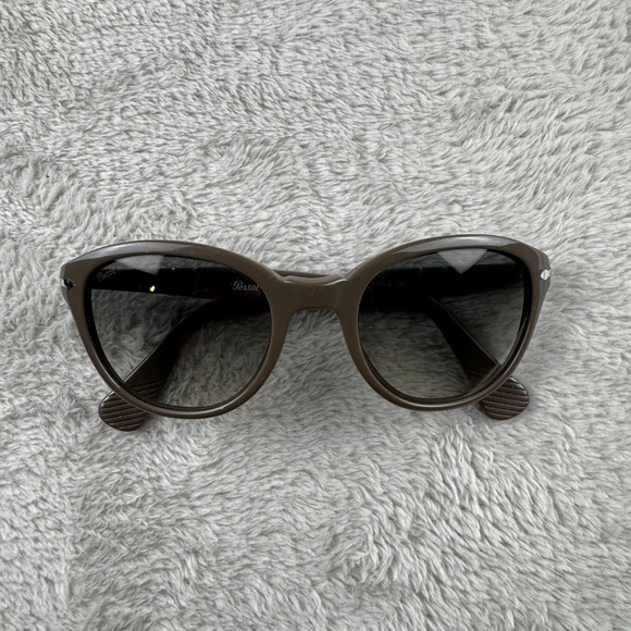 VTG Persol 3025S 961/32 Cat Eye Sunglasses Womens Brown Preowned Gradient Lens - Picture 1 of 6